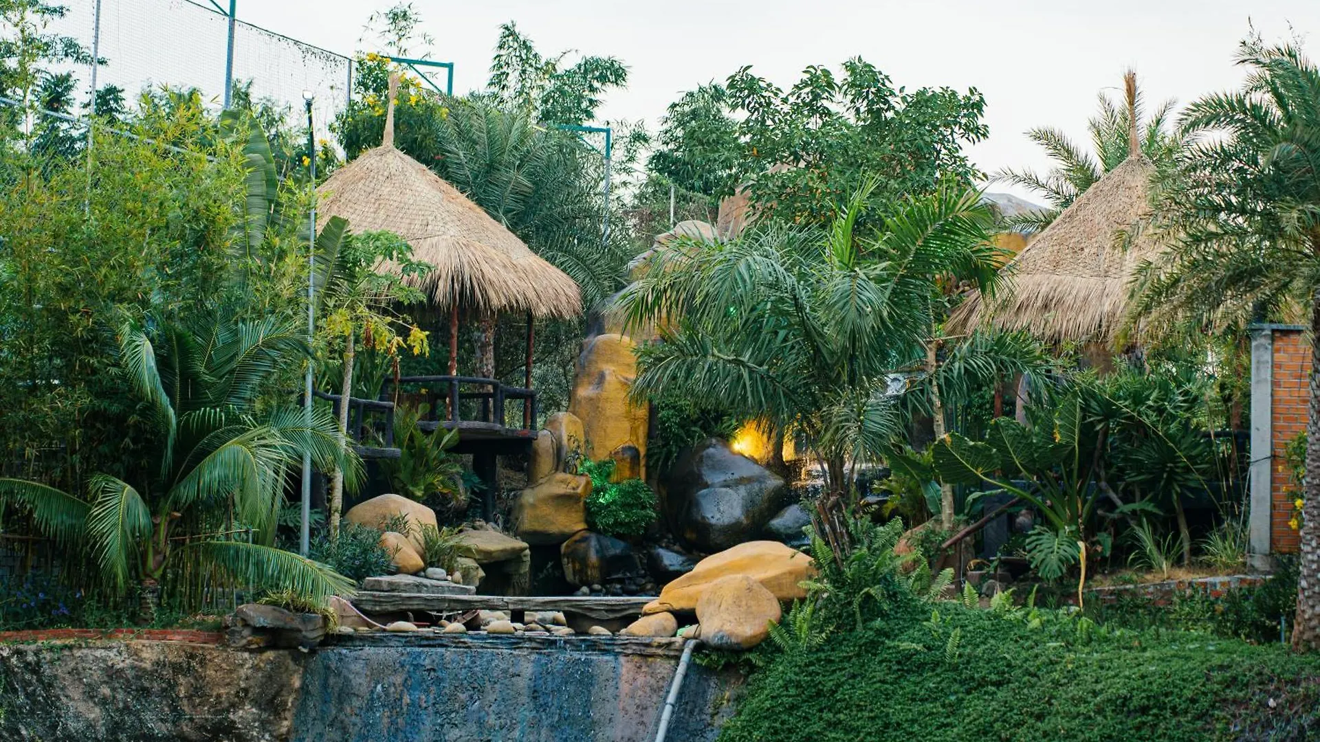 Khu Nghi Duong Sinh Thai Charm Village Vung Tau Apartment