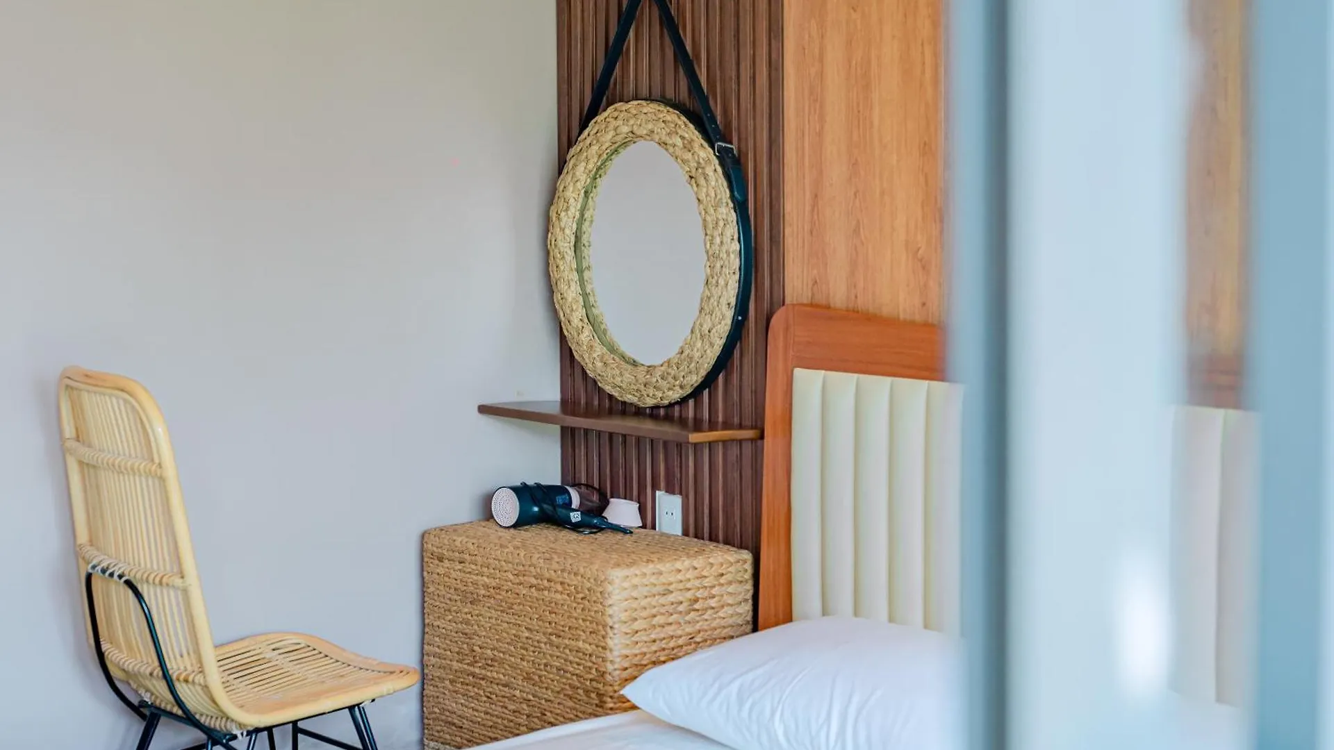 Khu Nghi Duong Sinh Thai Charm Village Vung Tau Apartment