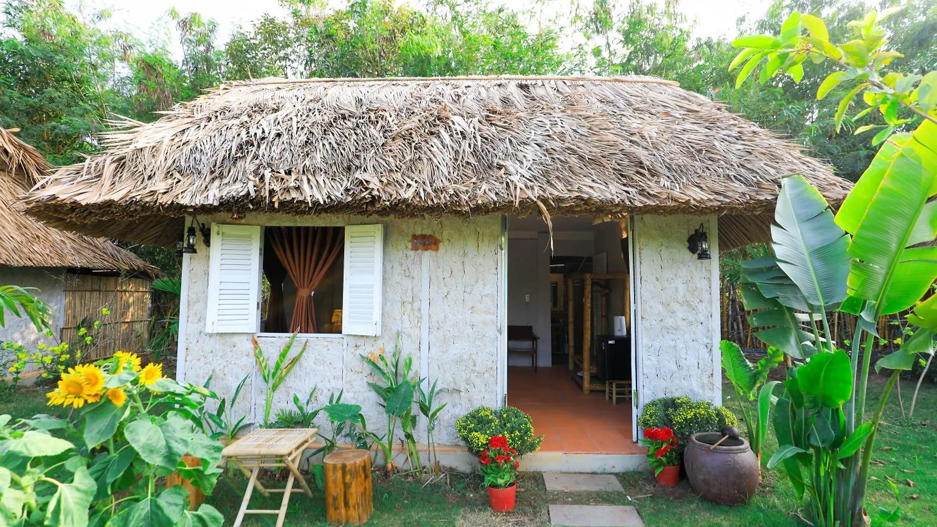 Khu Nghi Duong Sinh Thai Charm Village Vung Tau Apartment